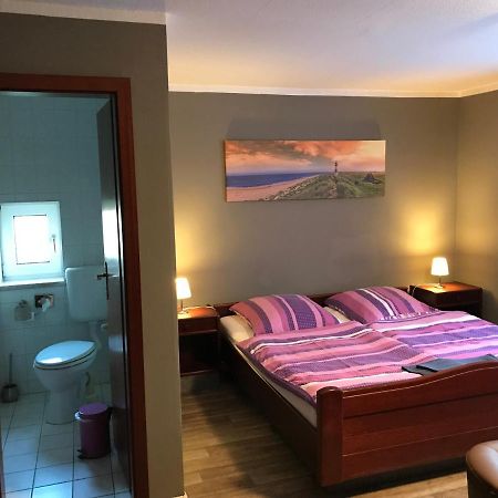 Pension Am Stadtrand Zerbst エクステリア 写真