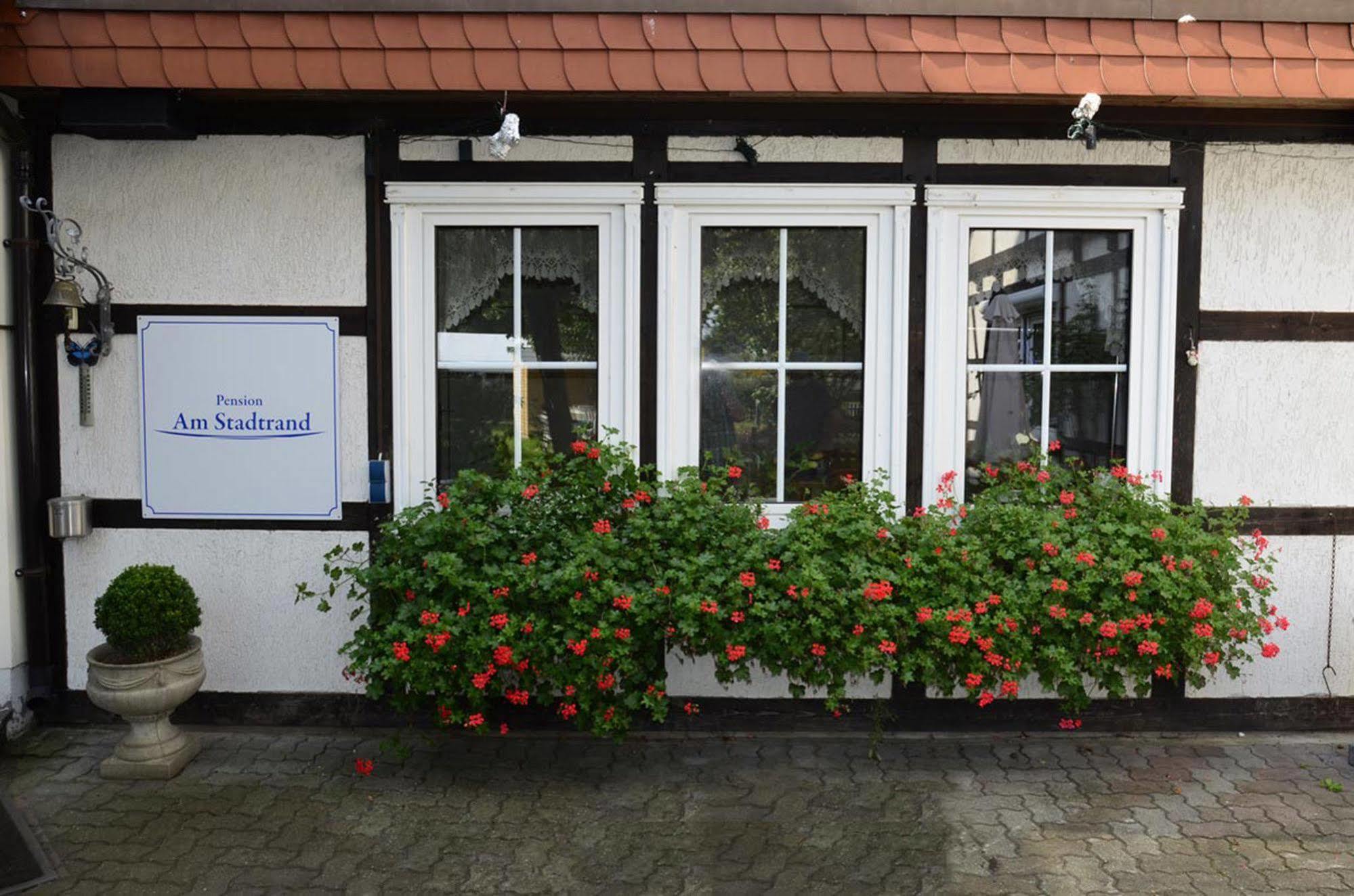 Pension Am Stadtrand Zerbst エクステリア 写真