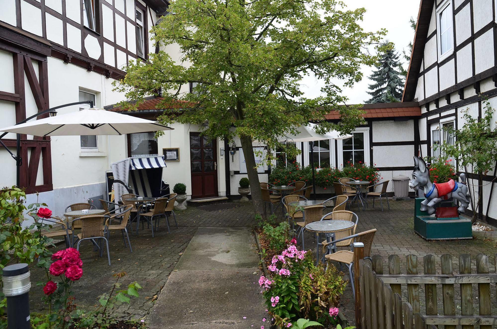 Pension Am Stadtrand Zerbst エクステリア 写真